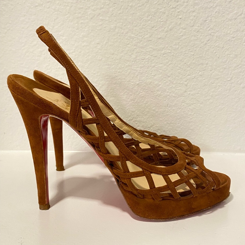 Christian Louboutin Brown suede Women's high Heels 37.5 7.5